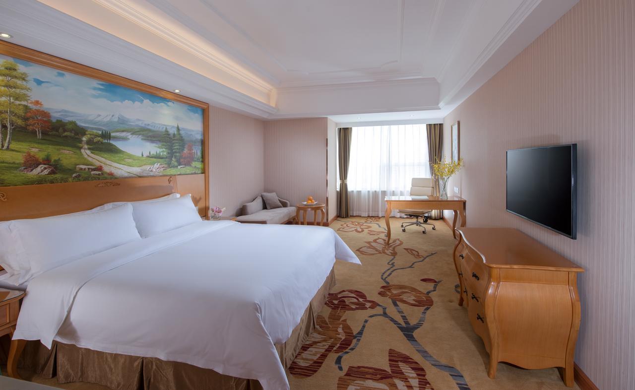 Vienna Hotel Guilin Mixc Mall Exteriör bild